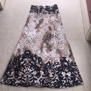NWOT Maxi skirt